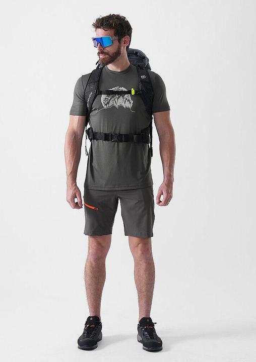 Actual product image Meru Lake Louise (XXL)