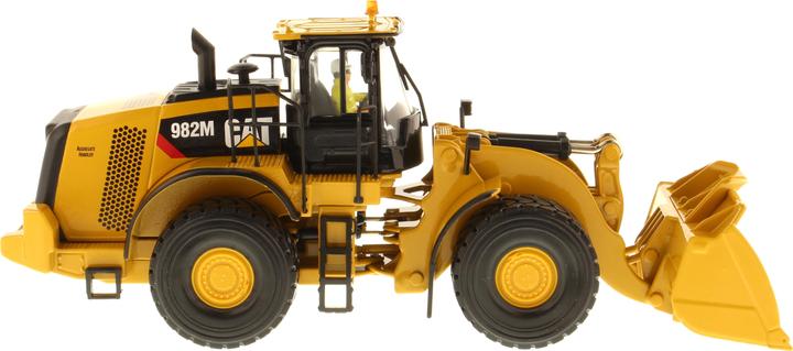 Actual product image Diecast Masters CAT 982M Wheel Loader