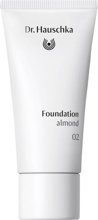 Actual product image Dr. Hauschka Foundation (No. 02 - Almond)