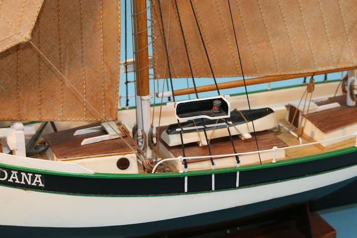 Actual product image Billing Boats Dana - Plastic hull 1:60 - (428316)