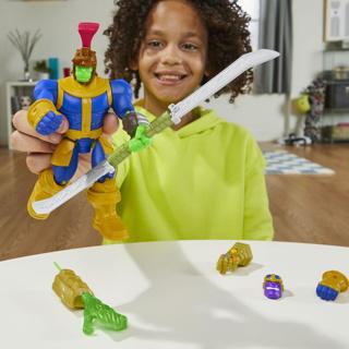 Image du produit Hasbro MixMashers Marvel Thanos individualisierbare Avengers Mix-And-Match Deluxe Action-Figur & Accessoire