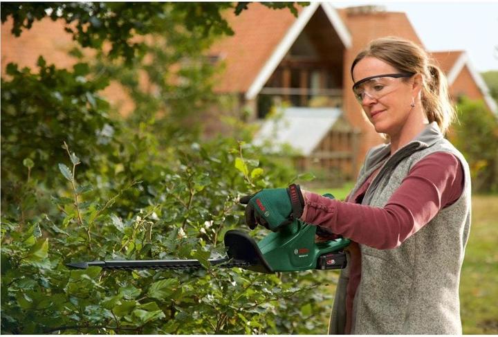 Produktbild Bosch Home & Garden EasyHedgeCut 18V-52-13 (Akkubetrieb)