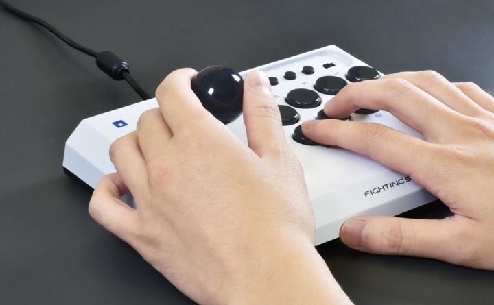 Produktbild HORI Fighting Stick Mini (PS4, PS5, PC)