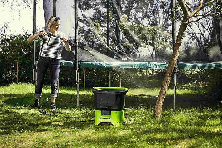 Actual product image Greenworks 5104607, Vertical, Battery, 6 m, High pressure, 20 l, Black, Green (Rechargeable battery operated)
