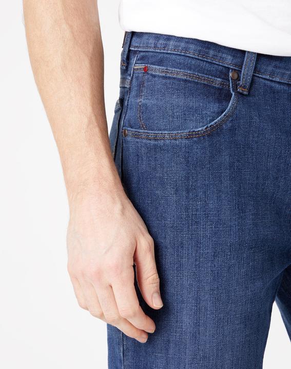 Produktbild Wrangler Authentic Straight (33)