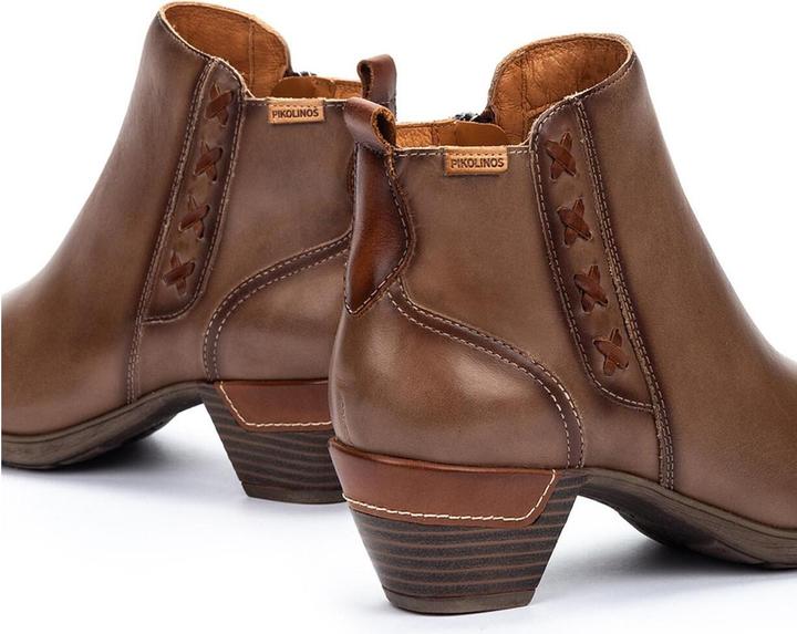 Actual product image Pikolinos Rotterdam (39)