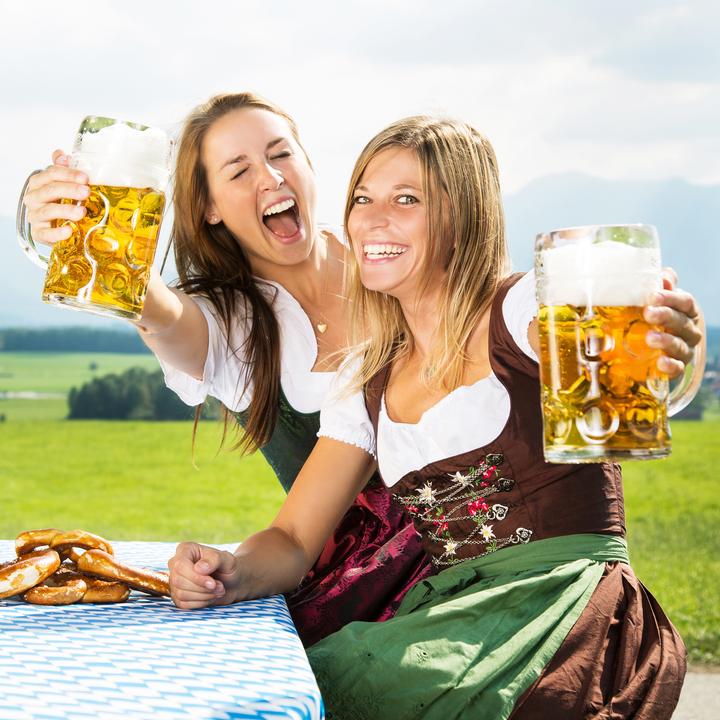 Immagine prodotto Relaxdays Tovaglie set stile Oktoberfest (250 cm)