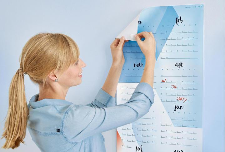 Produktbild tesa TACK doppelseitige Klebebads, transparente Klebestreifen