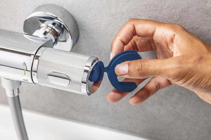 Actual product image Grohe Precision Feel QuickFix Thermostat-Duscharmatur und Vitalio Start 110 Brausestangenset, Länge 600mm
