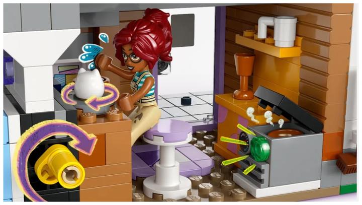 Actual product image LEGO Heartlake City Wohn- und Einkaufsstrasse (42670, LEGO Friends)