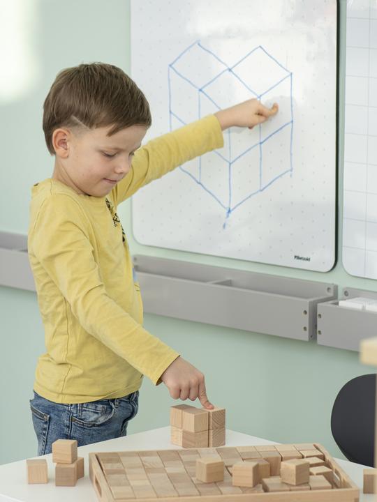 Actual product image Betzold Magnettafel mit Aufbewahrungsboard