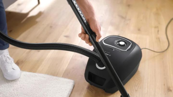 Actual product image Bosch Hausgeräte BGB41BA1 Series 4