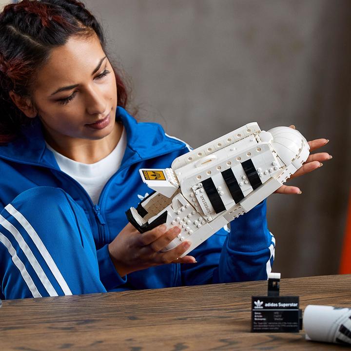 Productafbeelding LEGO Adidas Originals Superstar (10282, LEGO Icons)