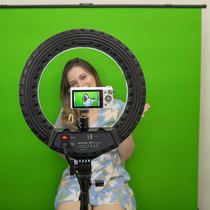 Actual product image Streamplify Screen Lift