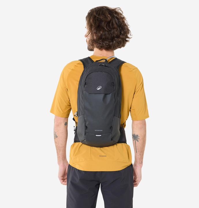 Actual product image Rockrider Trinkrucksack MTB 12 L/ 2 L Wasser schwarz (12 l)
