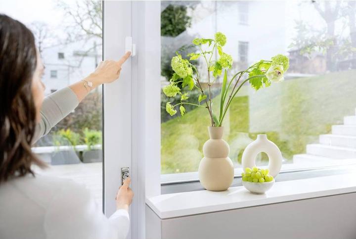 Actual product image Bosch Smart Home Door/window contact II Plus, white