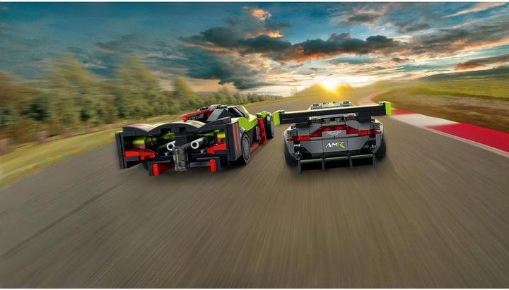 Produktbild LEGO Aston Martin Valkyrie AMR Pro & Aston Martin Vantage GT3 (76910, LEGO Speed Champions)