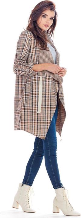 Awama Jacke model (S, M, S/M)