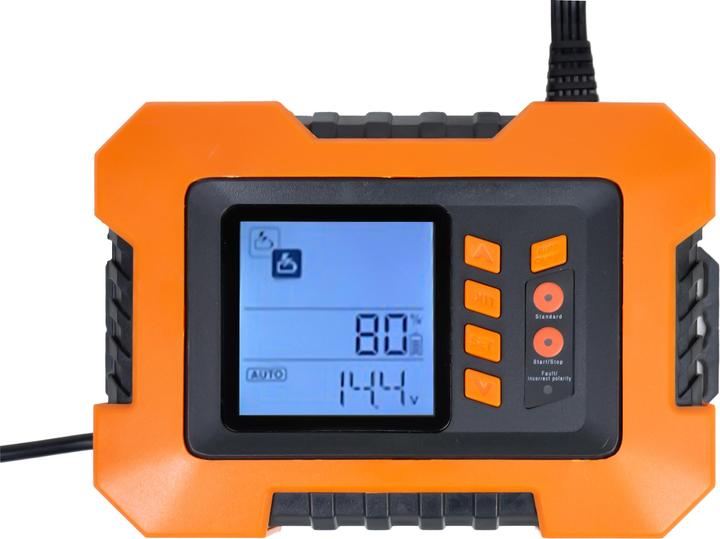 Actual product image PNI Charger and rectifier C120 for car batteries, input 230 V, output 12 V 2 A, 4 A, 8 A, 1