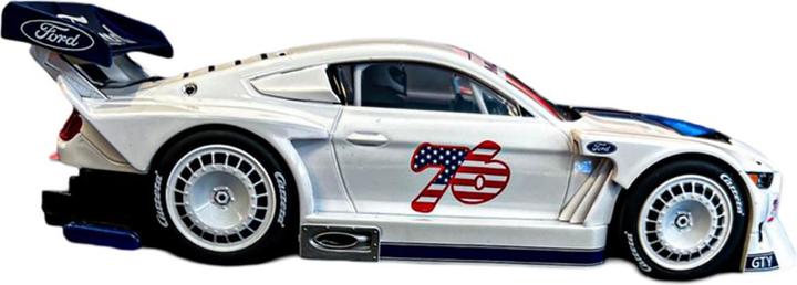 Productafbeelding Carrera 20031083 - Digitale 132 Ford Mustang GTY "Nr.76