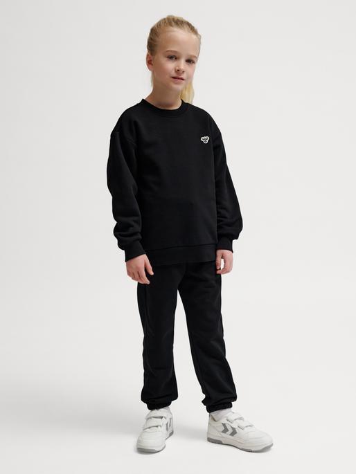 Actual product image hummel Hmljr Loose Crewneck Bee (10, 11, 12, 13, 14, 15, 16)