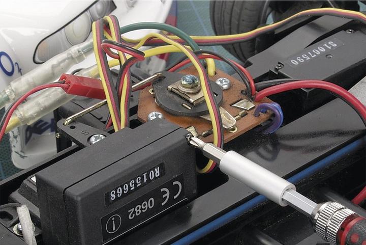 Produktbild wolfcraft wolfcraft 1 Micro Bit-Box Solid 32-tlg. (Kreuz Phillips PH M1, Innensechsrund TX M5, Kreuz Phillips PH M0, Kreuz Pozidriv PZ M1, Innensechsrund TX M10, Innensechsrund TX M15, Innensechsrund TX M20, Kreuz Phillips PH M000, Kreuz Phillips PH M00, Kreuz Pozidriv PZ M0, Innensechsrund TX M4, Innensechsrund TX M6, Innensechsrund TX M7)