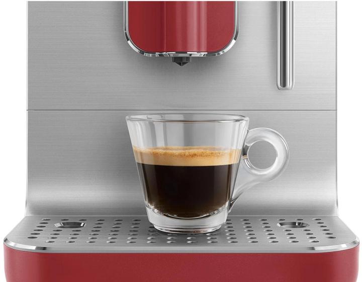 Actual product image Smeg Fully Automatic Coffee Machine 50's Style red