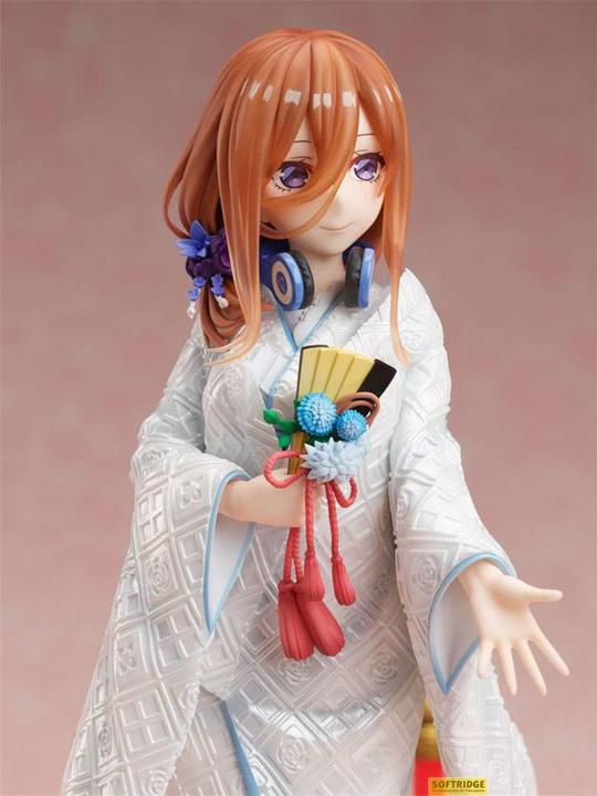 Image du produit Furyu The Quintessential Quintuplets 2 statuette PVC 1/7 Miku Nakano Shiromuku 23 cm