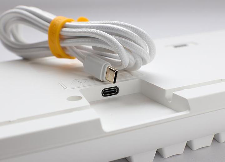 Produktbild Ducky One 3 Classic (DE, Kabelgebunden)