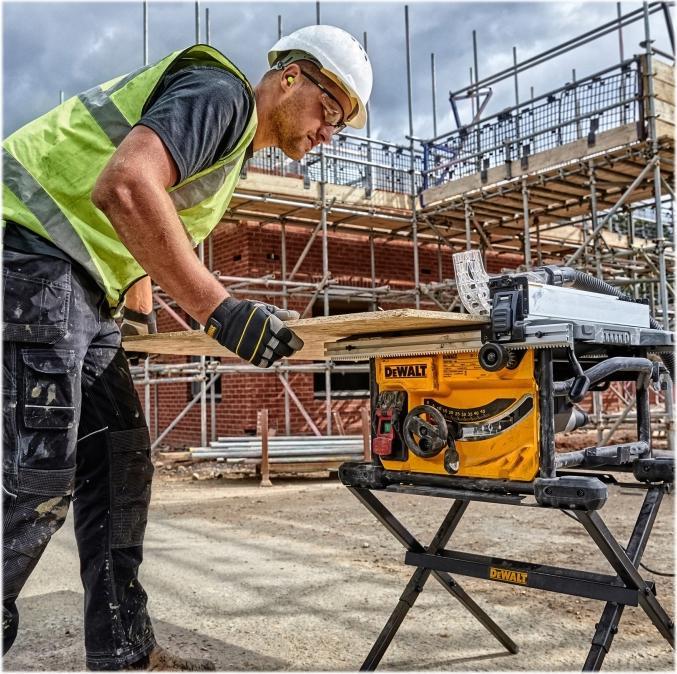 Produktbild DeWalt Kompakte Tischkreissäge