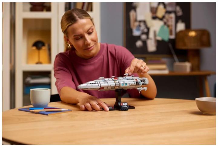 Actual product image LEGO Sternkreuzer Heimat Eins (75405, LEGO Star Wars)