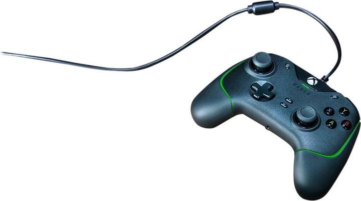 Immagine prodotto Razer Wolverine V2 (PC, Xbox One X, Xbox Series X, Xbox One S, Xbox Serie S)