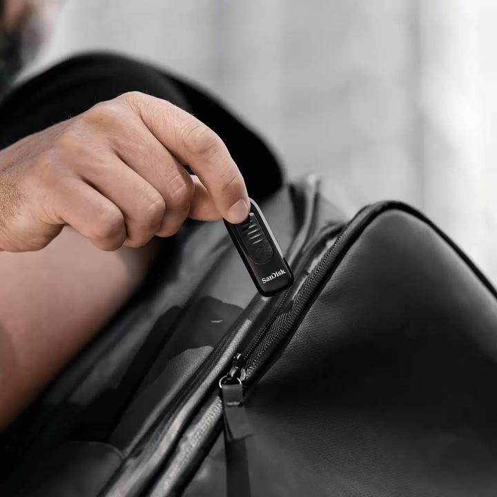 Actual product image SanDisk Ultra Slider (1000 GB, USB-C)