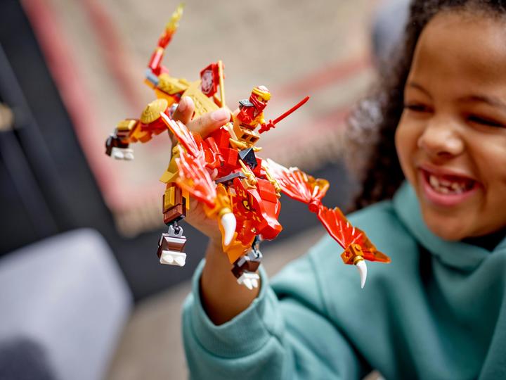 Actual product image LEGO Kai's Fire Dragon EVO (71762, LEGO Ninjago)