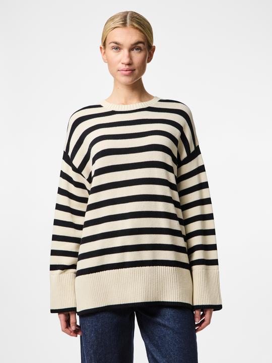 Produktbild Pieces Pcava Ls O-Neck Slit Knit Noos (S)