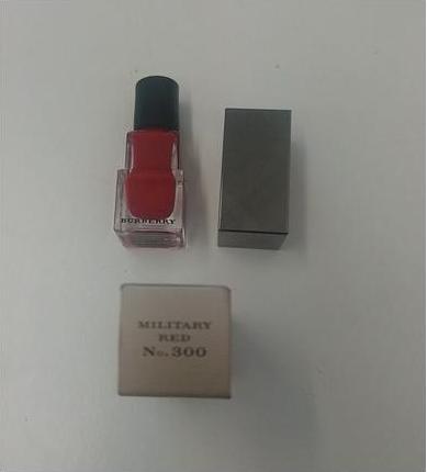 Image du produit Burberry Vernis à ongles 8ml 300 Military Red (Rouge militaire)