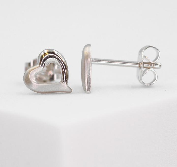 Actual product image Muau Heart (750/18 K Gold)