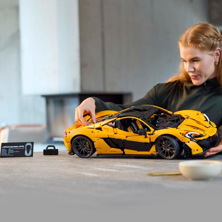 Immagine prodotto LEGO McLaren P1 (42172, LEGO Technic, Set LEGO rari)