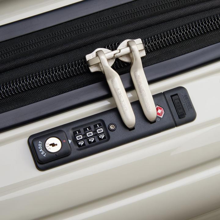 Actual product image Delsey Shadow 5.0 4-wheel cabin trolley 55 cm (40 l, Hand luggage (up to 50 litres))