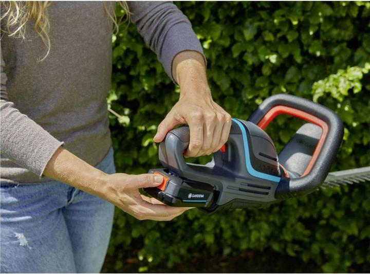Produktbild Gardena ComfortCut (Akkuheckenschere)