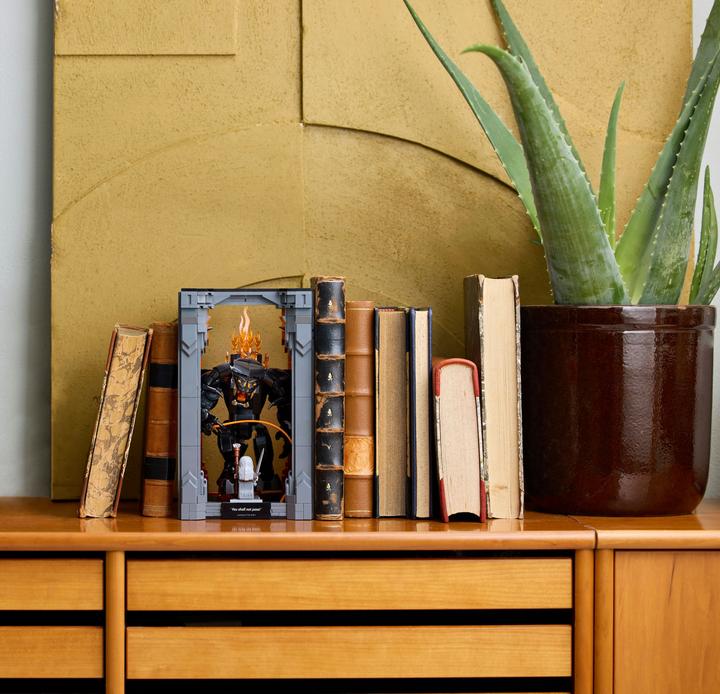 Actual product image LEGO The Lord of the Rings: Balrog™ bookend (10367, LEGO Lord of the Rings)
