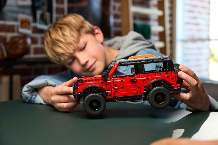 Produktbild LEGO Ford Bronco Offroader (42213, LEGO Technic)