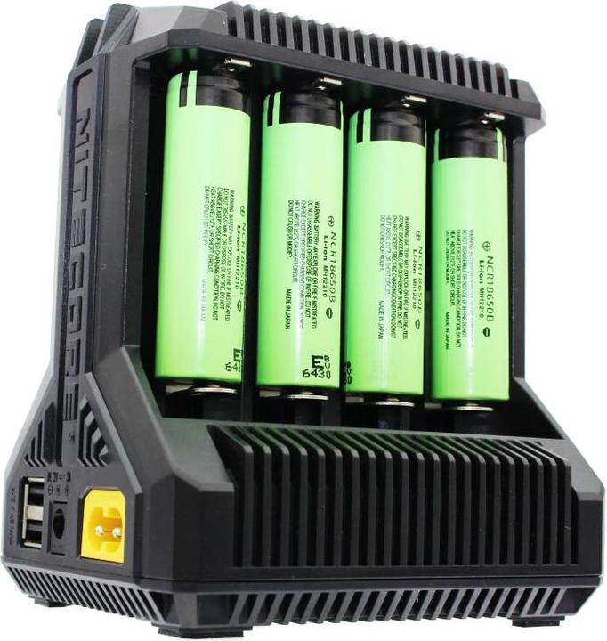 Produktbild AccuCell 8x Panasonic 18650 Li-Ion Akku und 8fach Schnell-Ladegerät (8 Stk., 18650, Akku)
