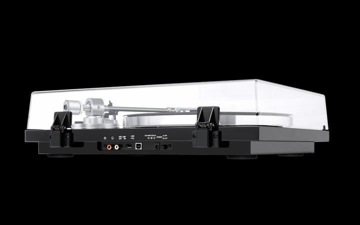 Actual product image Akai Professional Bt500 (Mid range, Manual)