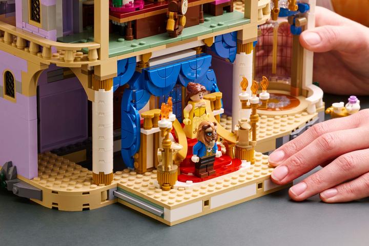 Produktbild LEGO Das Schloss aus „Die Schöne und das Biest“ (43263, LEGO Disney)
