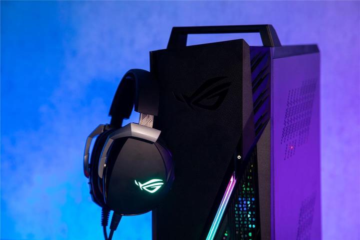 Actual product image ASUS ROG Strix GA15 - G15DH-CH011T (AMD Ryzen 7 3700X, 16 GB, 512 GB, GeForce GTX 1660 Ti)