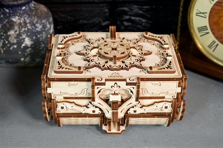 Actual product image Ugears Antique casket (185 pieces)