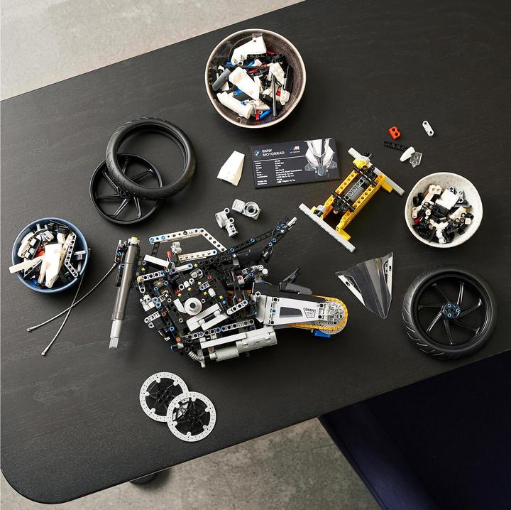 Image du produit LEGO BMW M 1000 RR (42130, LEGO Technic)