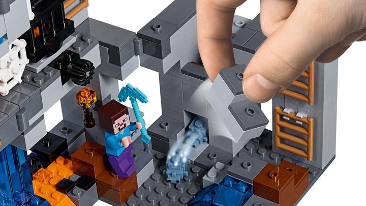Produktbild LEGO Abenteuer in den Felsen (21147, LEGO Minecraft)