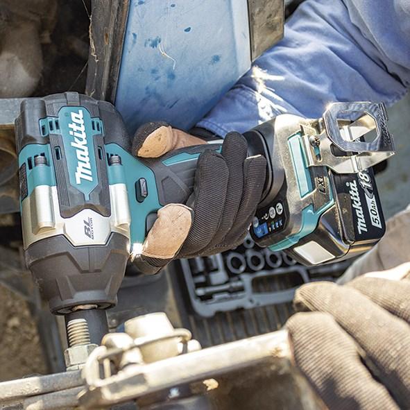 Produktbild Makita DTW700RTJ (Akkubetrieb)
